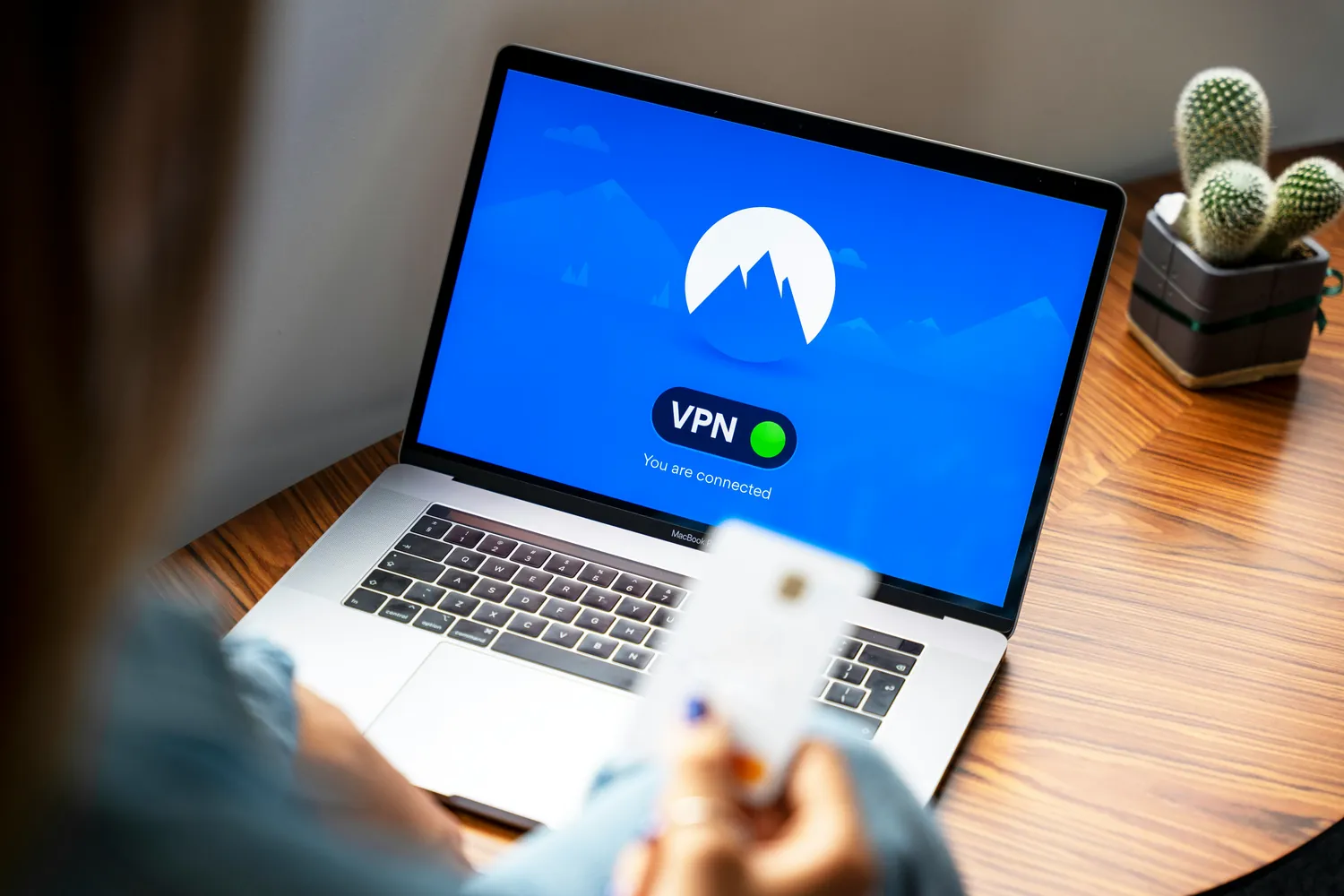 Exploring Advantages of Using VPNs with Secure Browsing in Real-World Scenarios